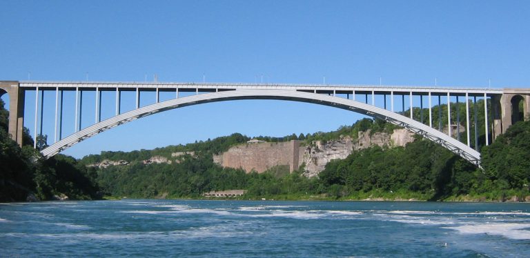 The 49th parallel: Our defining line | Canadian Geographic