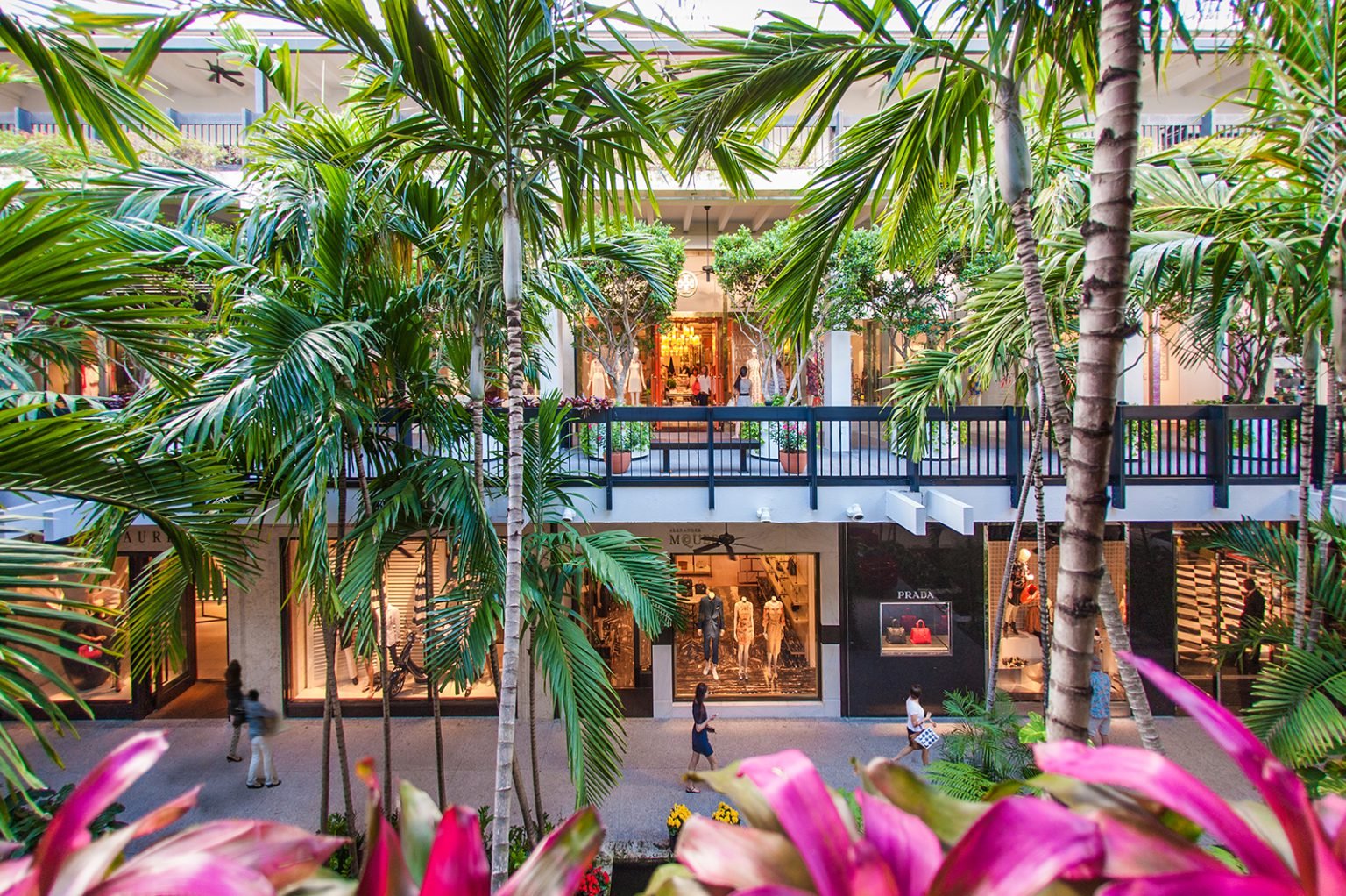 Bal Harbour Shops, Miami luxury shopping mall 