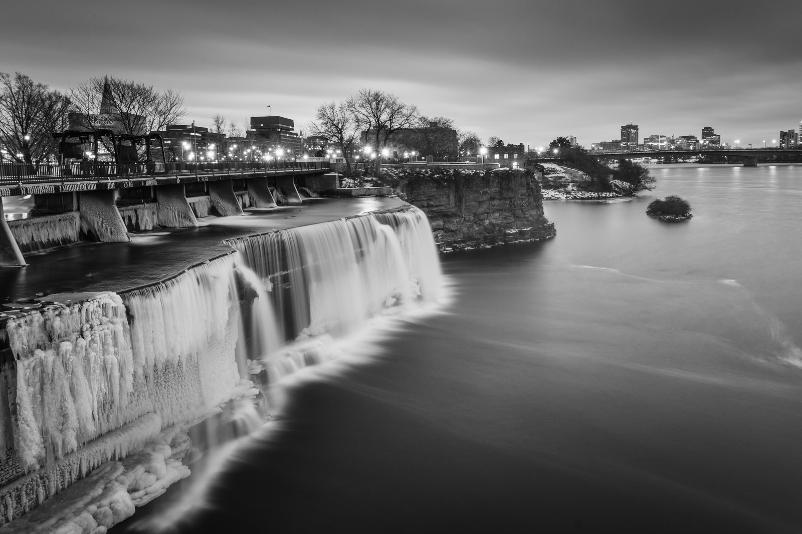 Chute Rideau Cinq faits sur le 50 promenade Sussex | Canadian Geographic