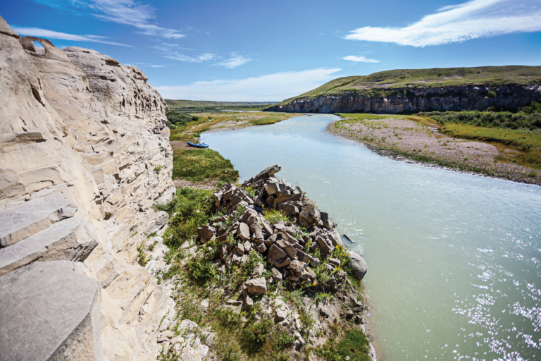 Canoeing in Alberta A mystic trip down Milk River Canadian Geographic