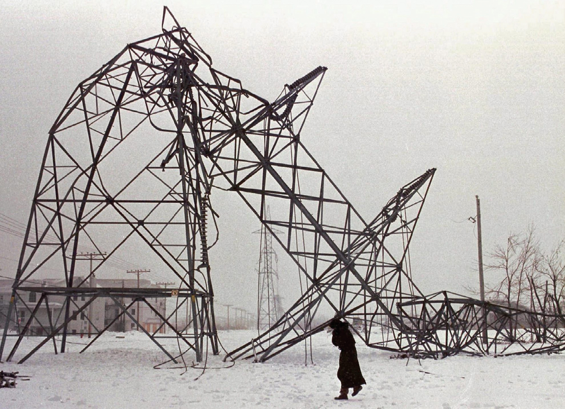 Lessons learned from the ice storm of 1998 | Canadian Geographic